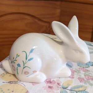 Ceramic bunny